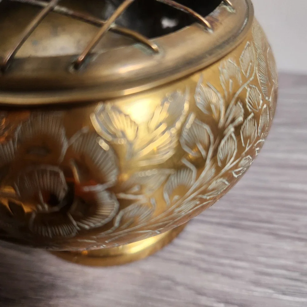 Vintage Etched Brass Rose Bowl Set with‎ Engraved Flowers Frog Mesh Insense Bowl
